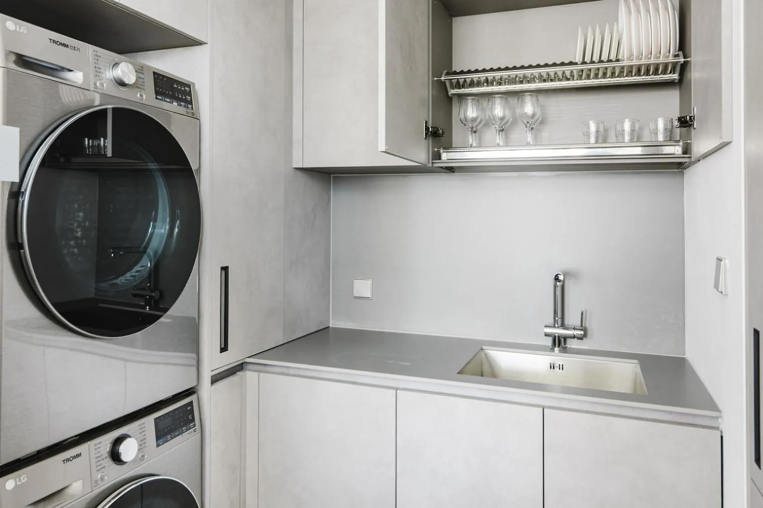 Appartement Blueground Id19 Nonhyeon City View Ac Sel-19 Seoel