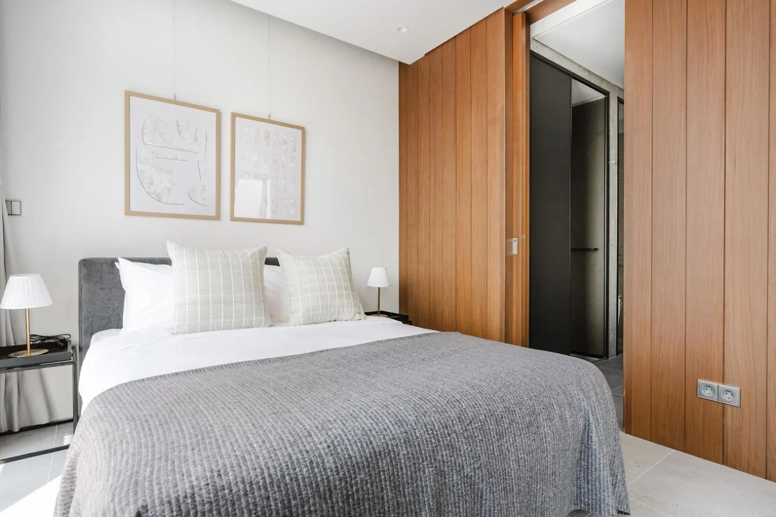 Blueground Id19 Nonhyeon City View Ac Sel-19 Szöul Apartman